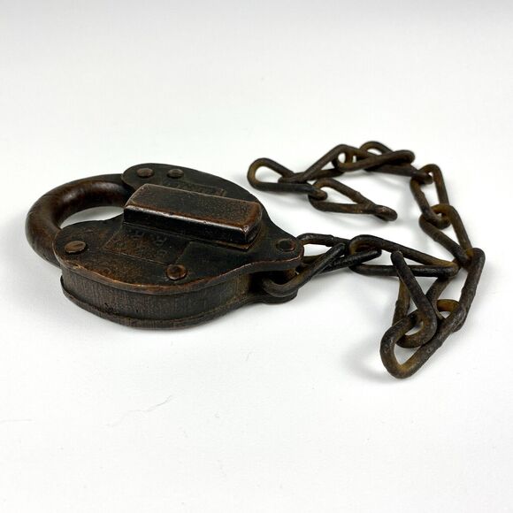 Antique Baltimore & Ohio Railroad Padlock Metal FS Hardware Heart Shaped No Key - Picture 9 of 12